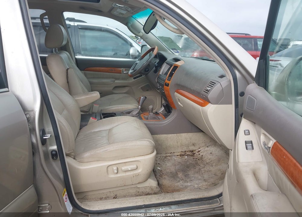 2004 LEXUS GX 470 VIN: JTJBT20X040044589