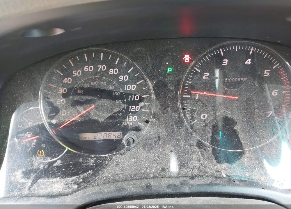 2004 LEXUS GX 470 VIN: JTJBT20X040044589