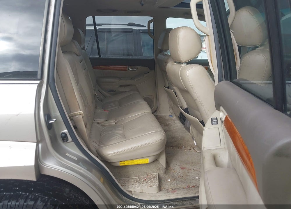 2004 LEXUS GX 470 VIN: JTJBT20X040044589