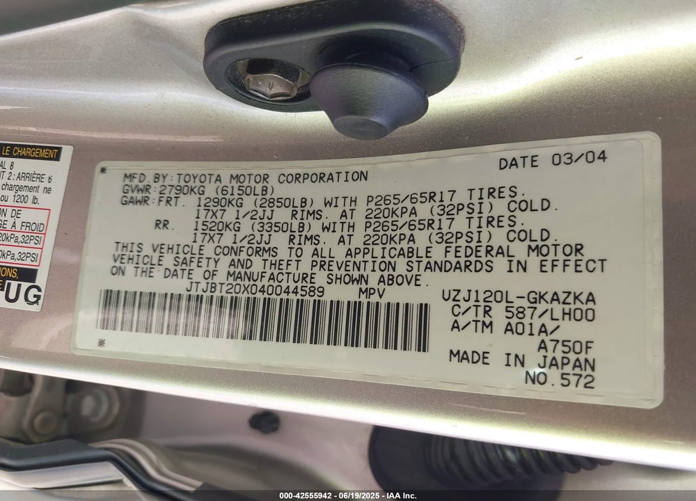 2004 LEXUS GX 470 VIN: JTJBT20X040044589