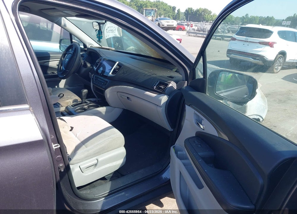 2018 HONDA PILOT VIN: 5FNYF5H31JB019575