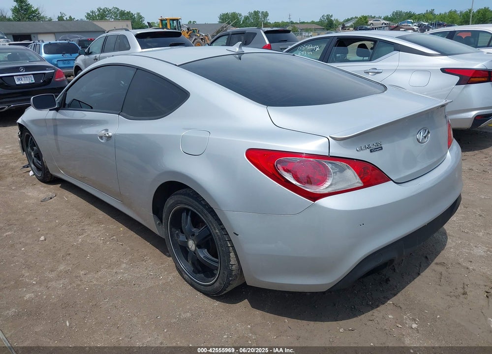 2010 HYUNDAI GENESIS VIN: KMHHT6KD6AU041185