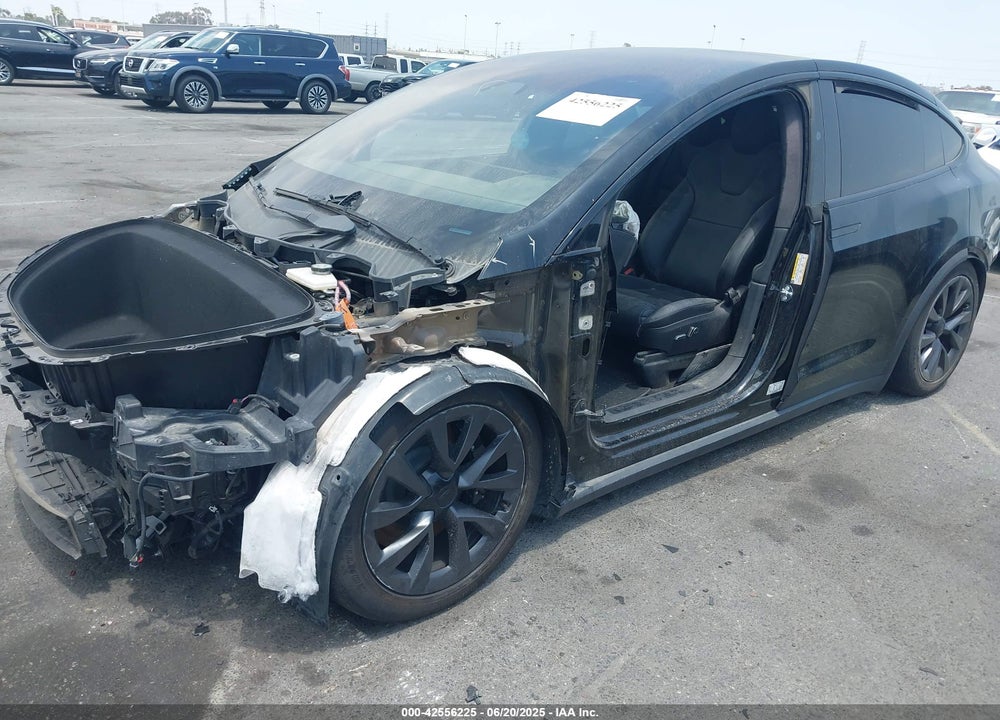 2023 TESLA MODEL X VIN: 7SAXCBE59PF395428