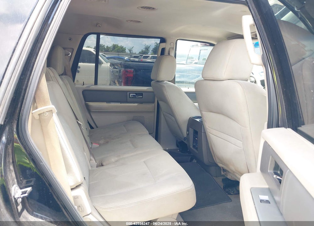2007 FORD EXPEDITION VIN: 1FMFU15587LA50366