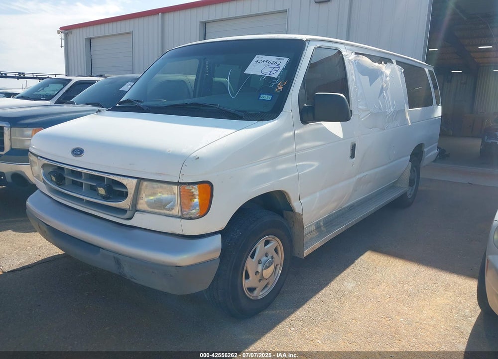 1998 FORD SUPER CLUB WAGON VIN: 1FBSS31S2WHB68225