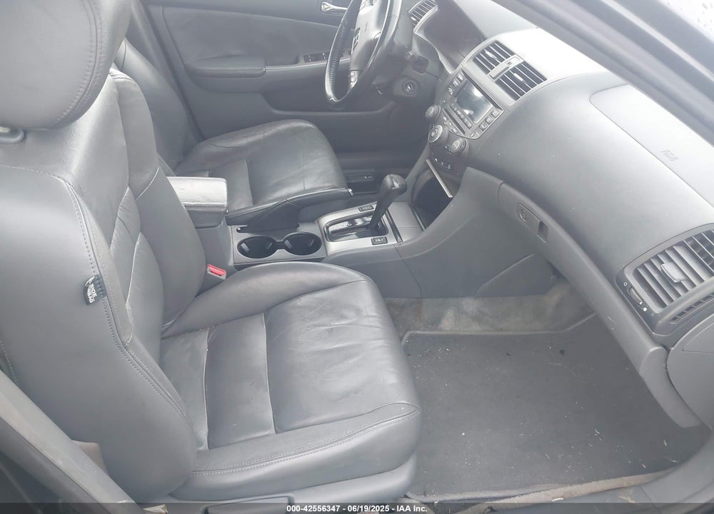 2004 HONDA ACCORD 2.4 EX VIN: 1HGCM56834A022071