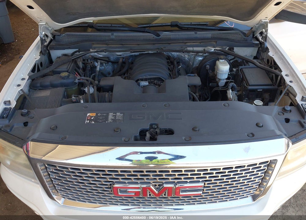 2014 GMC SIERRA 1500 DENALI VIN: 3GTU2WEJ7EG517279
