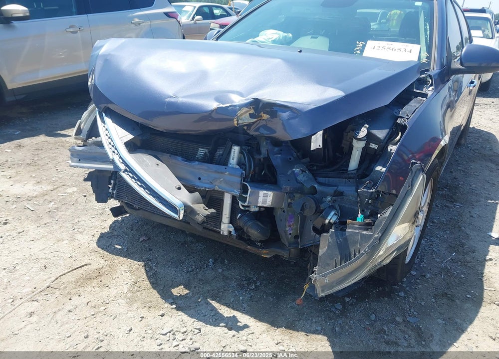2013 CHEVROLET CRUZE VIN: 1G1PC5SB8D7115033