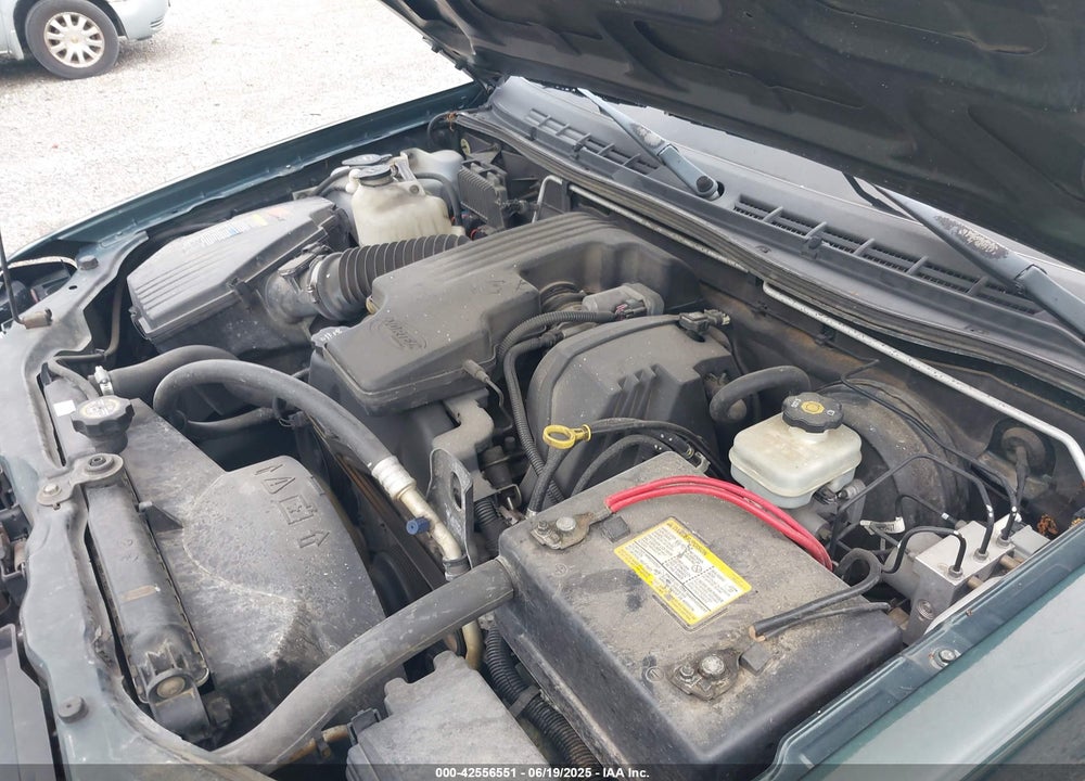 2004 CHEVROLET COLORADO LS VIN: 1GCCS148848145744