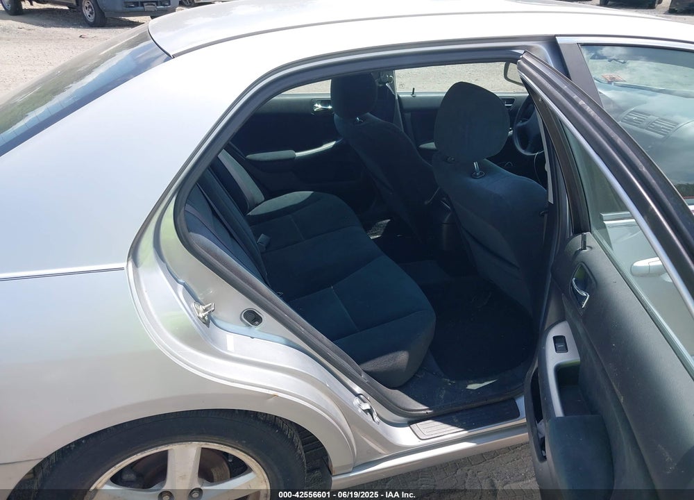 2003 HONDA ACCORD 2.4 EX VIN: 1HGCM56663A025933