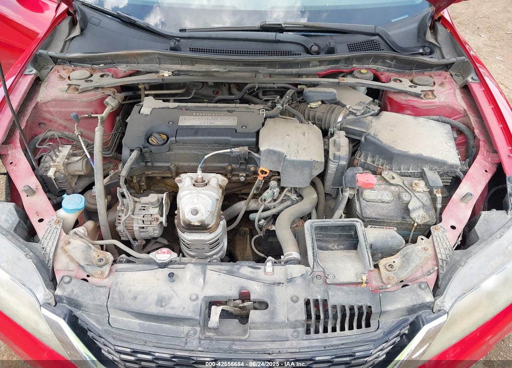 2013 HONDA ACCORD VIN: 1HGCT1B72DA003553