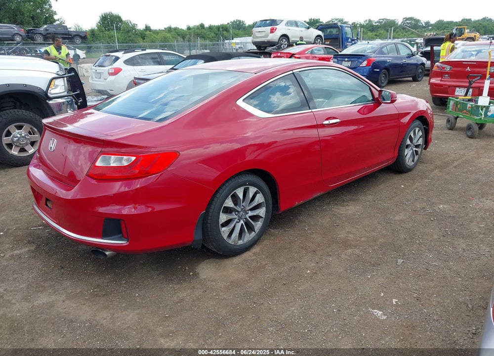 2013 HONDA ACCORD VIN: 1HGCT1B72DA003553