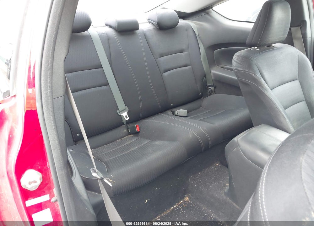 2013 HONDA ACCORD VIN: 1HGCT1B72DA003553