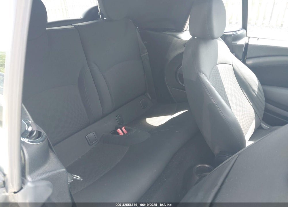 2012 MINI COOPER VIN: WMWZN3C51CT265186