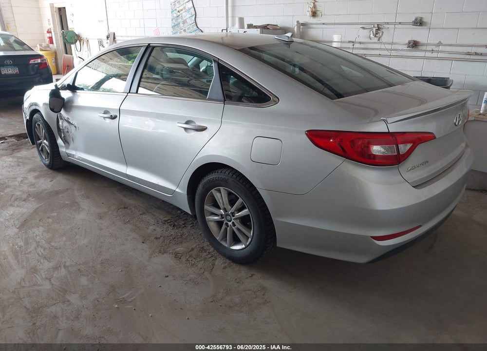 2015 HYUNDAI SONATA SE VIN: 5NPE24AF1FH007514