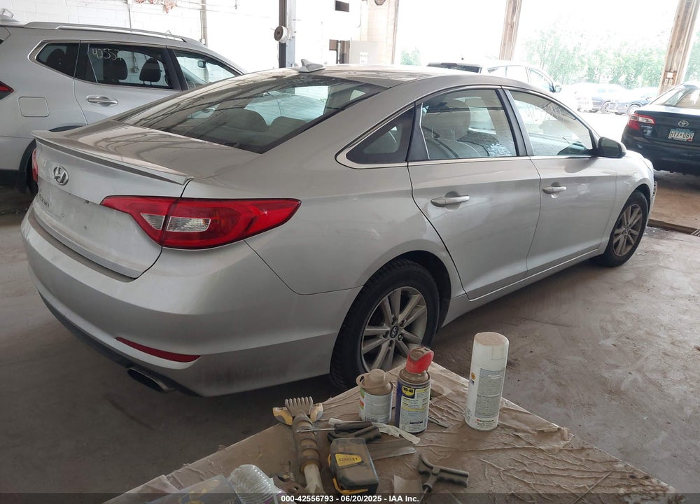 2015 HYUNDAI SONATA SE VIN: 5NPE24AF1FH007514