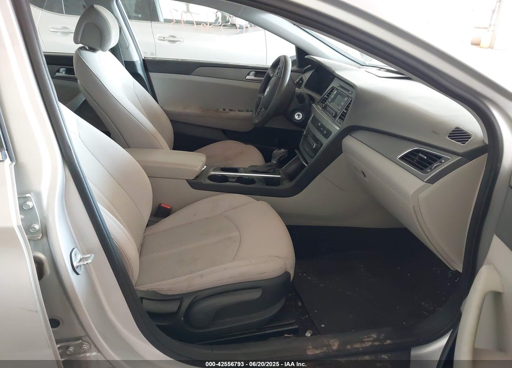 2015 HYUNDAI SONATA SE VIN: 5NPE24AF1FH007514