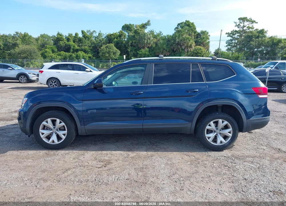 2018 VOLKSWAGEN ATLAS VIN: 1V2CR2CA1JC561003