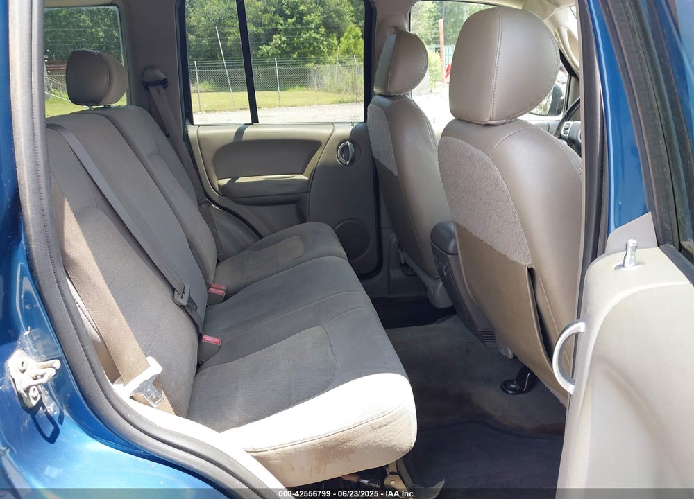 2004 JEEP LIBERTY LIMITED EDITION VIN: 1J4GL58KX4W134939