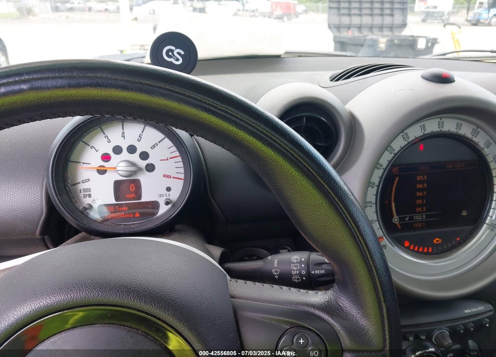 2012 MINI COOPER S VIN: WMWZC5C52CWM12485
