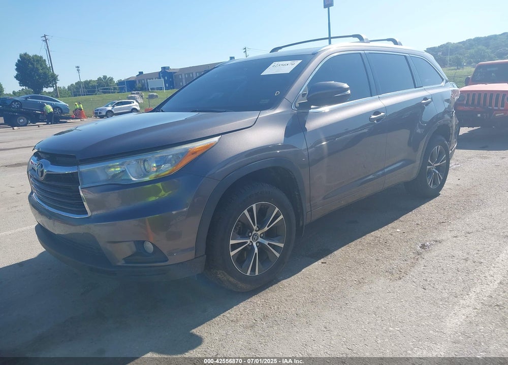 2016 TOYOTA HIGHLANDER VIN: 5TDJKRFH8GS504495