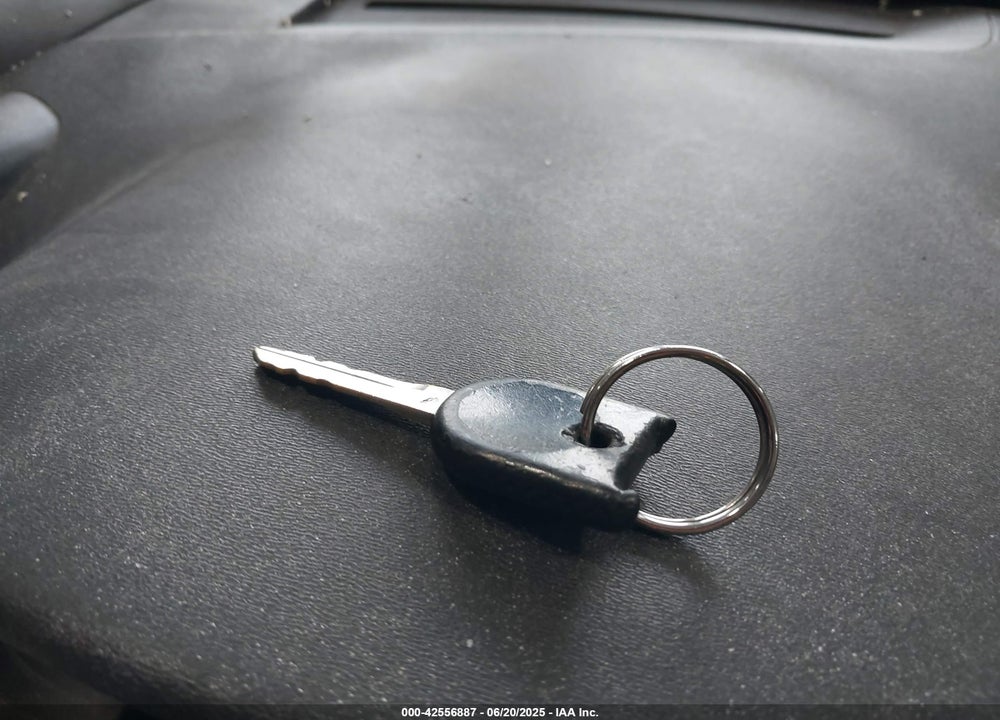 2010 FORD FOCUS SE VIN: 1FAHP3FN8AW284811