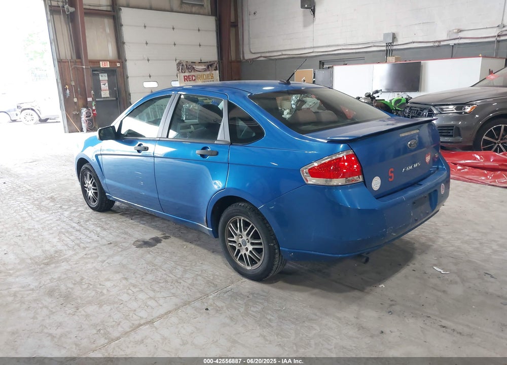 2010 FORD FOCUS SE VIN: 1FAHP3FN8AW284811