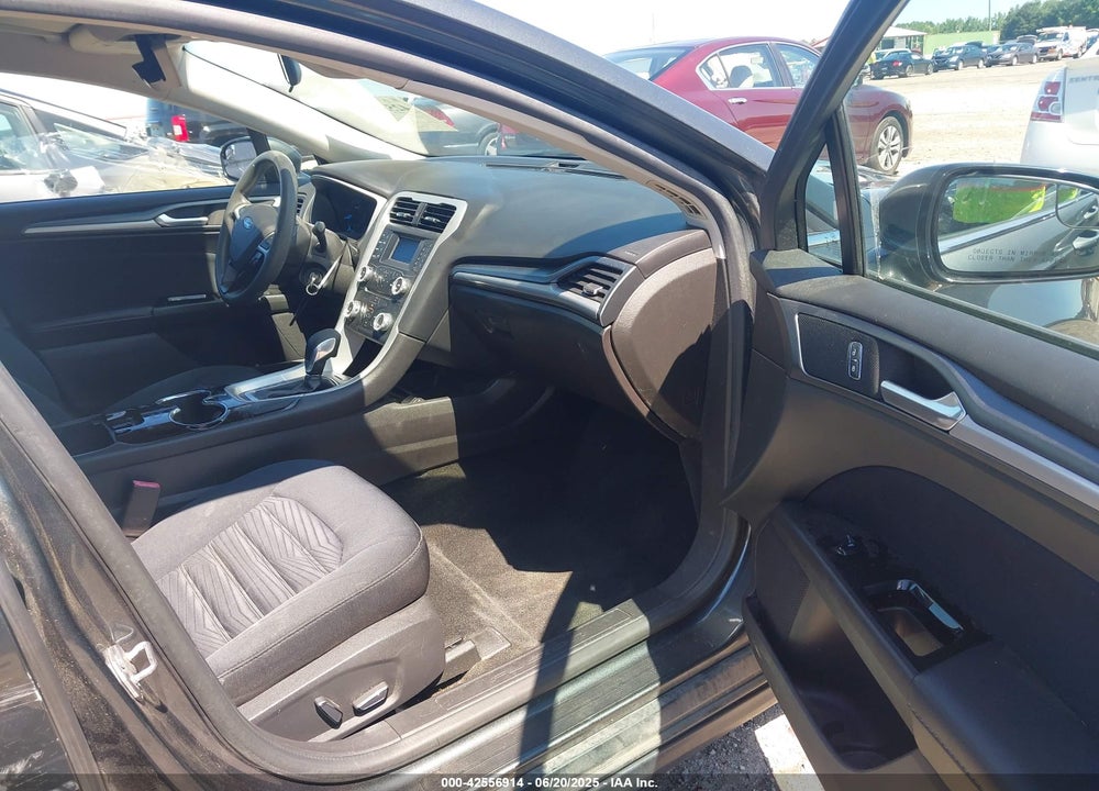 2016 FORD FUSION VIN: 3FA6P0H72GR177074