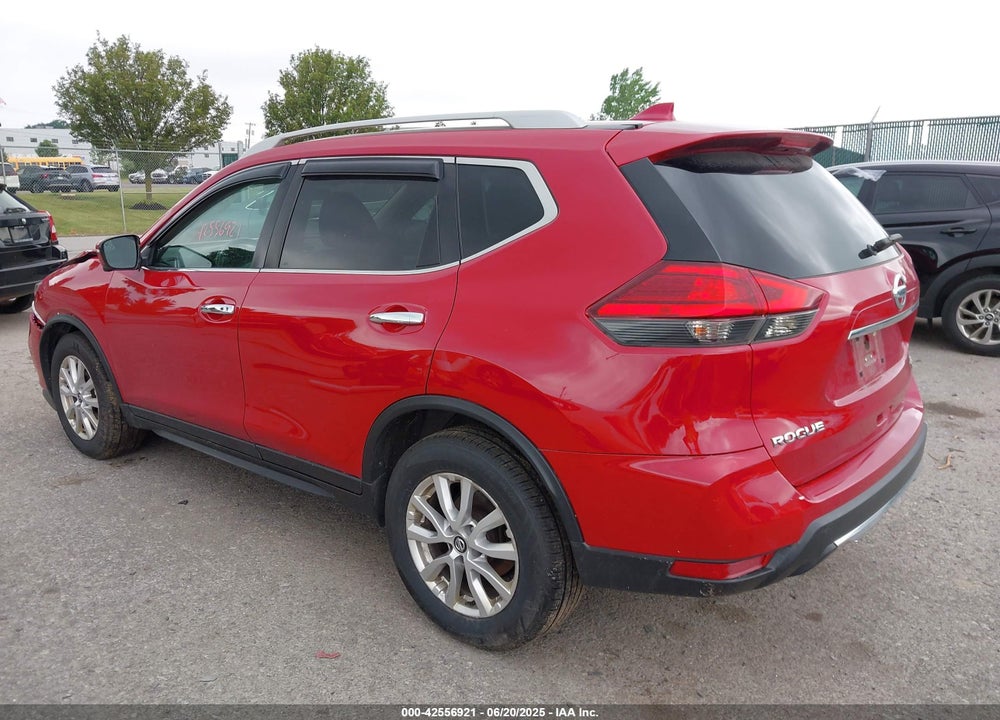 2017 NISSAN ROGUE VIN: 5N1AT2MV0HC796574
