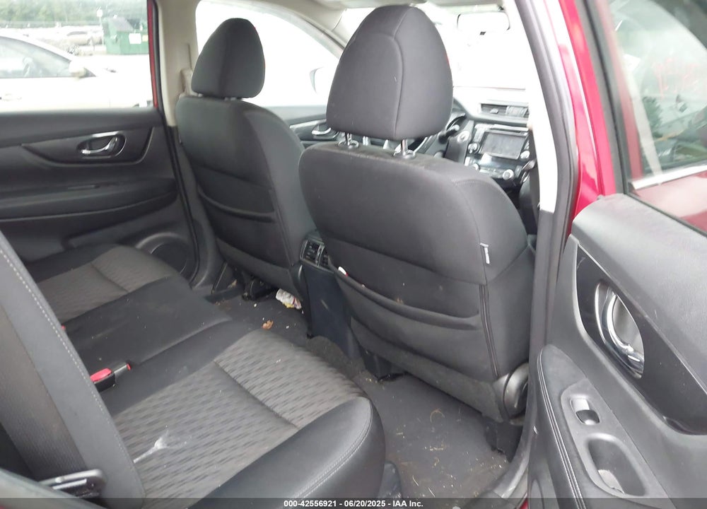2017 NISSAN ROGUE VIN: 5N1AT2MV0HC796574