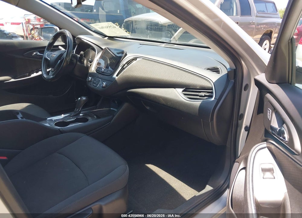 2016 CHEVROLET MALIBU VIN: 1G1ZE5ST0GF246642