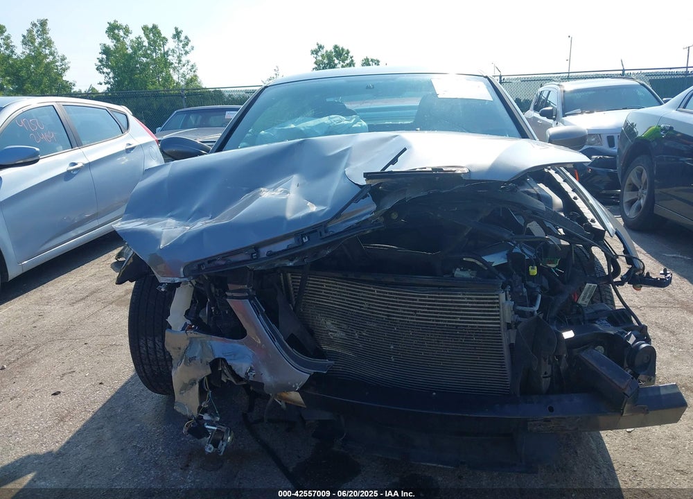 2013 CHRYSLER 200 VIN: 1C3CCBBB3DN649562