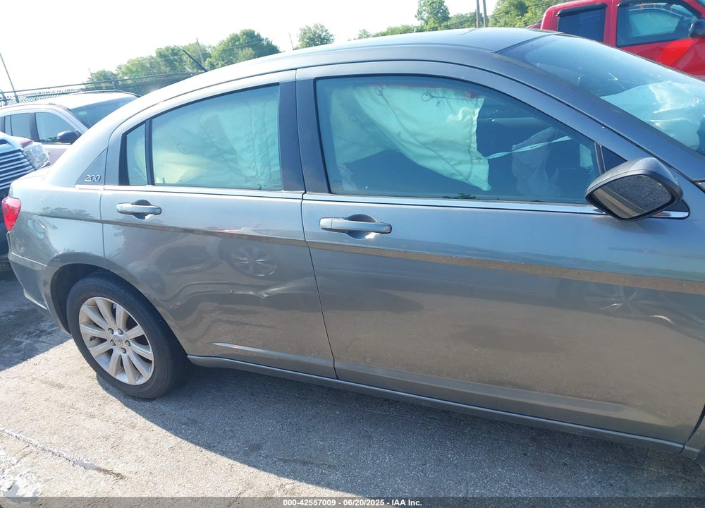 2013 CHRYSLER 200 VIN: 1C3CCBBB3DN649562