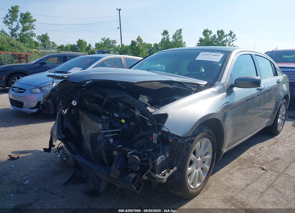 2013 CHRYSLER 200 VIN: 1C3CCBBB3DN649562