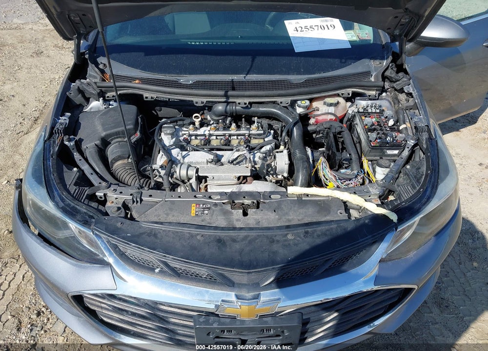 2019 CHEVROLET CRUZE LT VIN: 1G1BE5SM8K7138802