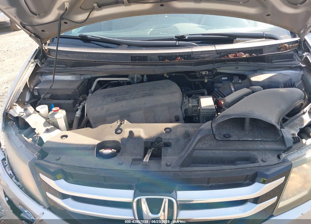 2015 HONDA ODYSSEY VIN: 5FNRL5H27FB018426