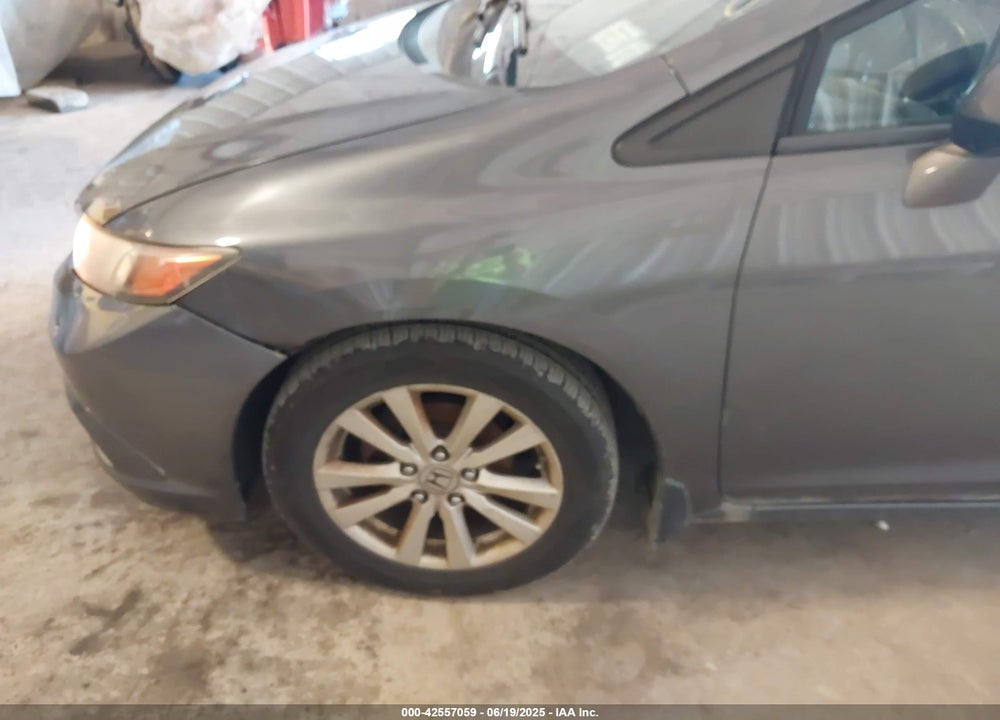 2012 HONDA CIVIC VIN: 2HGFB2F82CH552355