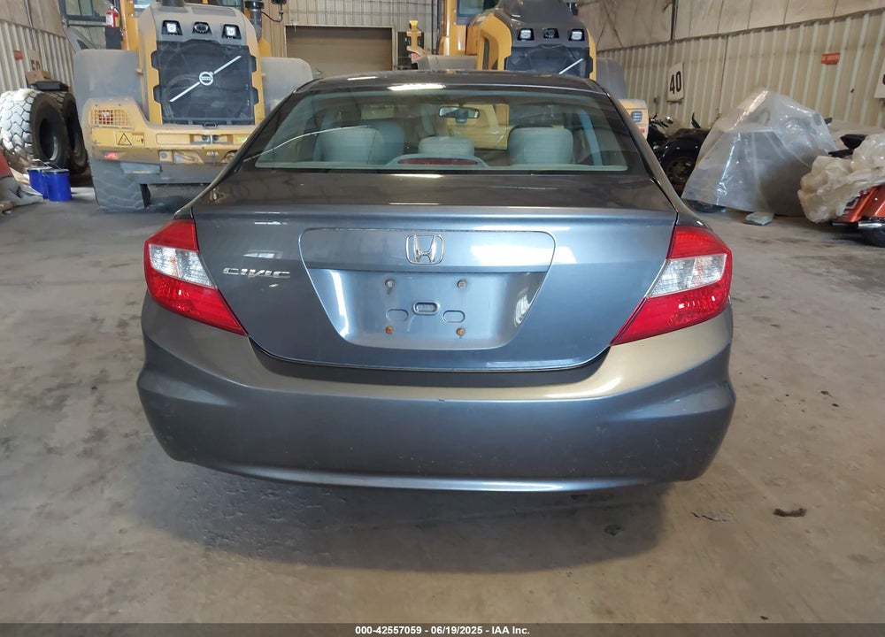 2012 HONDA CIVIC VIN: 2HGFB2F82CH552355