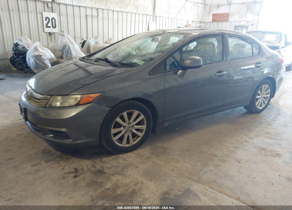 2012 HONDA CIVIC VIN: 2HGFB2F82CH552355