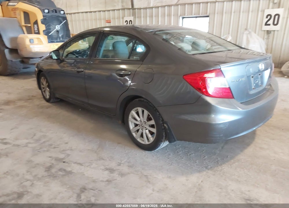 2012 HONDA CIVIC VIN: 2HGFB2F82CH552355
