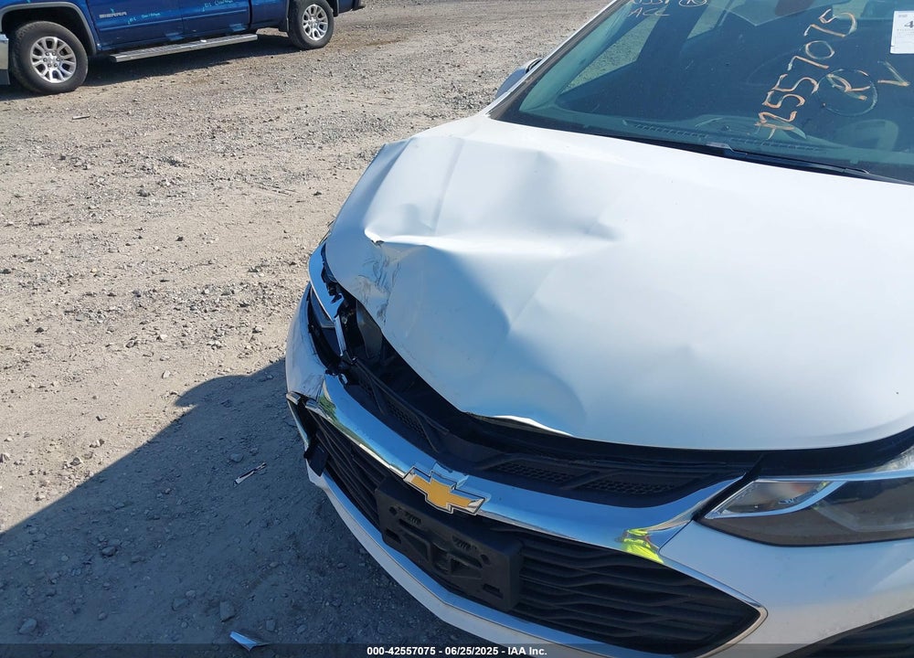 2019 CHEVROLET CRUZE VIN: 3G1BE6SM8KS531576
