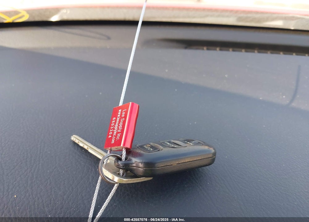 2004 TOYOTA MATRIX/XR VIN: 2T1KR32E14C226410