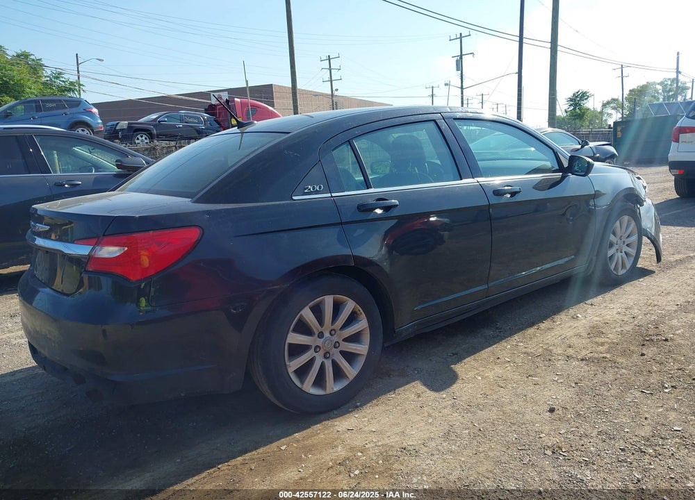 2012 CHRYSLER 200 VIN: 1C3CCBBB5CN303043
