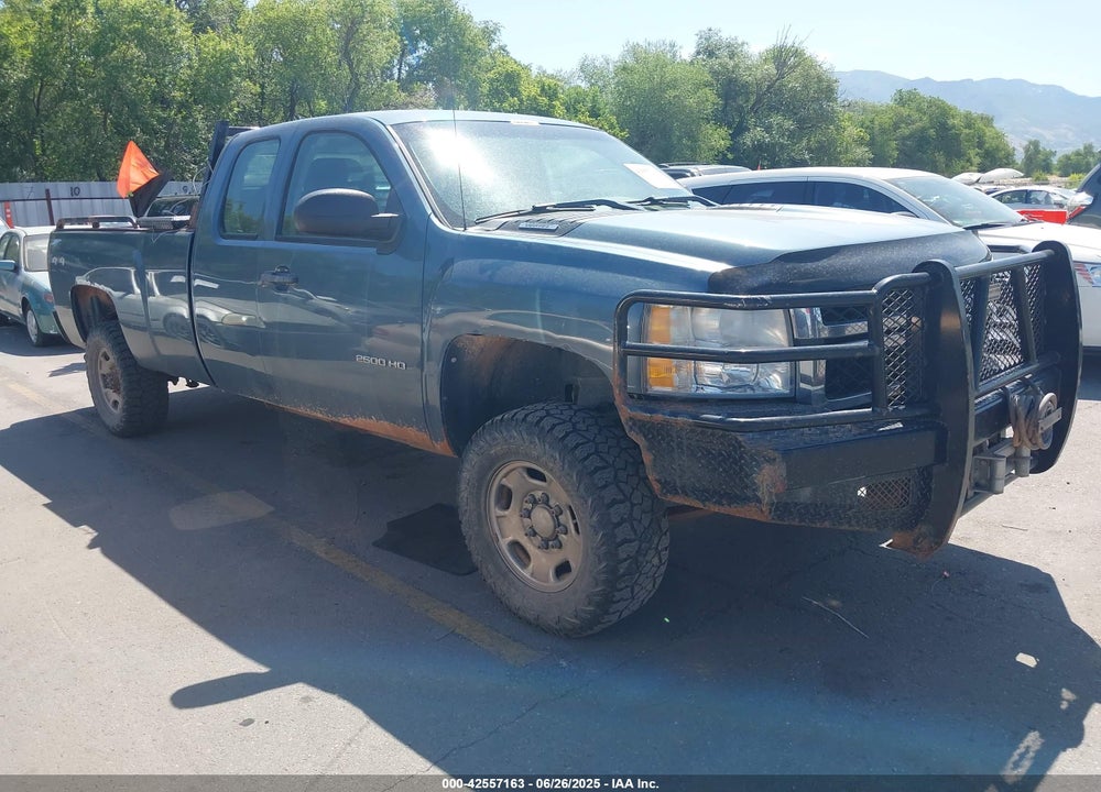 2011 CHEVROLET SILVERADO 2500HD WORK TRUCK VIN: 1GC2KVCG3BZ361553
