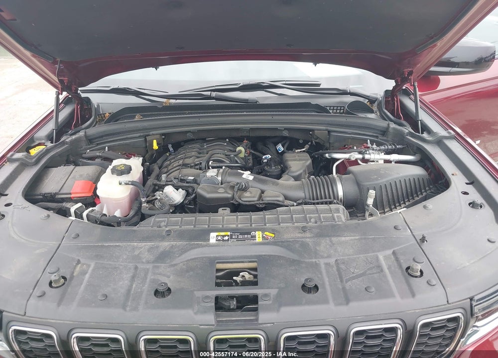2023 JEEP GRAND CHEROKEE LAREDO 4X4 VIN: 1C4RJHAG2P8108436
