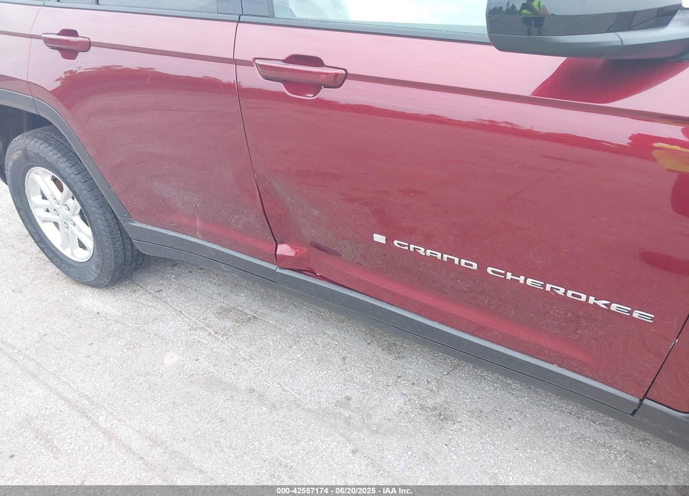 2023 JEEP GRAND CHEROKEE LAREDO 4X4 VIN: 1C4RJHAG2P8108436