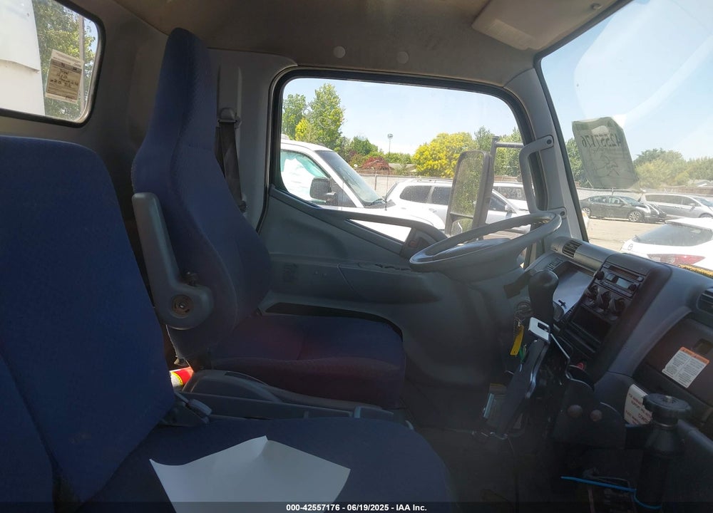 2010 MITSUBISHI FUSO TRUCK FE 84D VIN: JL6BBD1S5AK004293