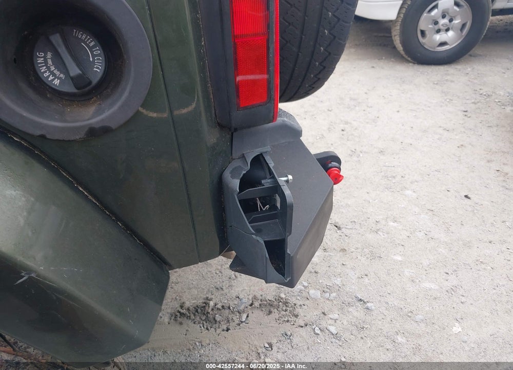 2008 JEEP WRANGLER SAHARA VIN: 1J4FA54118L653044