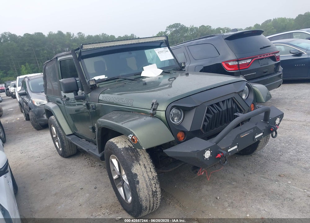 2008 JEEP WRANGLER SAHARA VIN: 1J4FA54118L653044