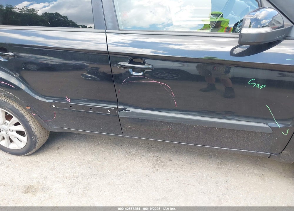 2013 KIA SOUL VIN: KNDJT2A62D7523107